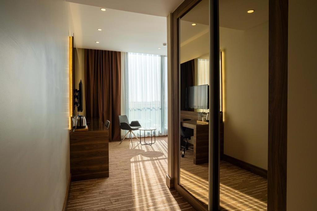 Ekor Elegance Hotel ฟามากุสต้า ภายนอก รูปภาพ